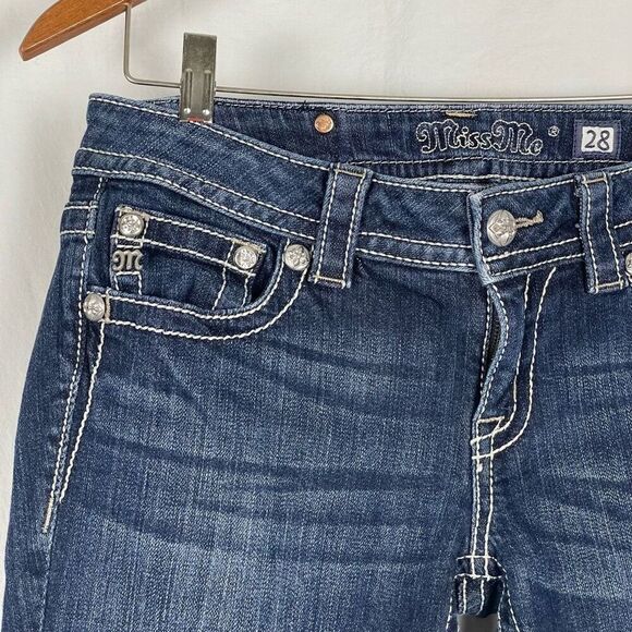 Miss Me NWOT Embellished Signature Boot Denim Jeans - Women’s 28 - Picture 5 of 9